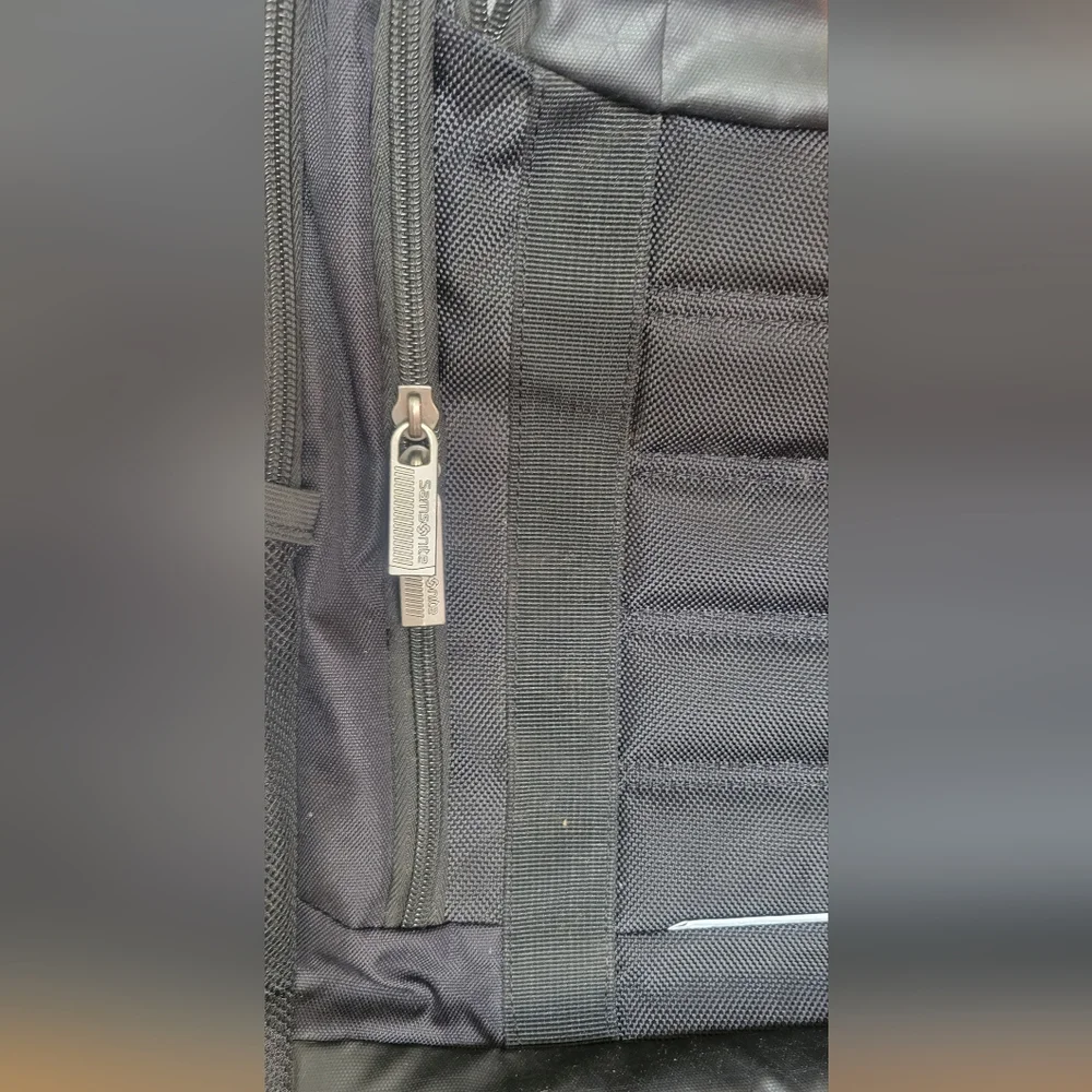 Carrier GSD Solid Black Tech Backpack
